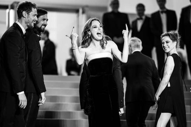 Internationale Filmfestspiele von Cannes, Acide Premiere 76e Festival International du Film de Cannes. MontÃ e des marches du film Acide . 292344 2023-05-21 Cannes France Canet, Guillaume; Docsh, laetitia  Copyright: xEstellexCarlierx xStarfacex STAR_292344_012
