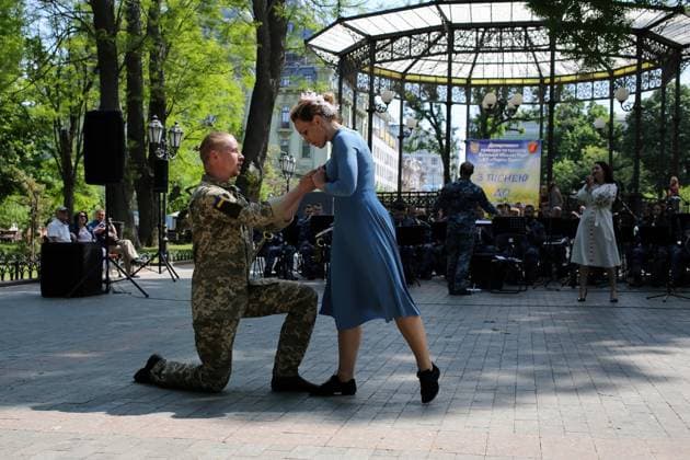 Odessa, Konzert zum Tag des Ukrainischen Marineinfanteriekorps May 21, 2023, Odessa, Ukraine: Artists of the Center of Military Musical Arts of the Naval Forces of Ukraine of the Armed Forces of Ukraine and Orchestra of the Ukrainian Naval Infantry Corps seen performing in City Garden. Concert dedicated to the Day of the Ukrainian Naval Infantry Corps was held in the City Garden. May 23 will celebrate the Day of the Ukrainian Naval Infantry Corps. The Ukrainian Naval Infantry Corps, also known as the Ukrainian Marines, is part of coastal defense troops of the Ukrainian Navy. It is used as a component part of amphibious, airborne and amphibious-airborne operations, alone or in coordination with formations and units of the Army in order to capture parts of the seashore, islands, ports, fleet bases, coast - ZUMAs197 20230521_zaa_s197_140 Copyright: xViacheslavxOnyshchenkox