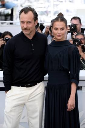 76th Cannes Film Festival 2023, Photocall film Firebrand. Pictured: Jude Law, Alicia Vikander  Copyright: xAlbertoxTerenghi PoolxPhotoxEvenx xPoolxPhotoxEventsx01x IPA_IPA38121118