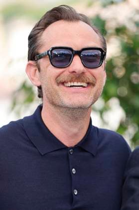 Jude Law at the photocall for the feature film Firebrand at the Festival de Cannes 2023 76 Cannes International Film Festival at the Palais des Festivals Cannes, 22 05 2023. Foto:xD.xBedrosianx xFuturexImage