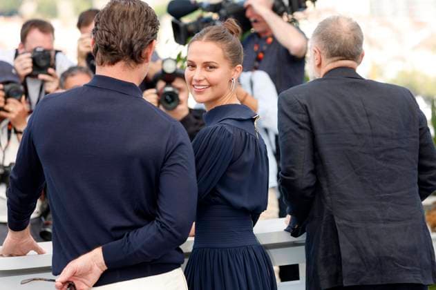 Jude Law, Alicia Vikander and Karim Ainouz at the photocall for the feature film Firebrand at the Festival de Cannes 2023 76 Cannes International Film Festival at the Palais des Festivals Cannes, 22 05 2023. Foto:xD.xBedrosianx xFuturexImage