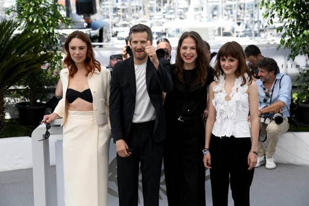 76th Cannes Film Festival 2023, Photocall film Acid. Pictured: Laetitia Dosch, Guillaume Canet, Patience Munchenbach, Marie Jung  Copyright: xAlbertoxTerenghi PoolxPhotoxEvenx xPoolxPhotoxEventsx01x IPA_IPA38122751