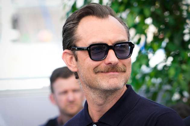 IPP Photo Daniele Cifala™ Cannes 22 05 2023 Firebrand Le Jeu De La Reine Photocall The 76th Annual Cannes Film Festival in the photo Jude Law Italy Photo Press World Copyright  0