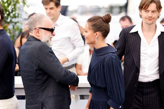 Karim Ainouz, Alicia Vikander and Sam Riley at the photocall for the feature film Firebrand at the Festival de Cannes 2023 76 Cannes International Film Festival at the Palais des Festivals Cannes, 22 05 2023. Foto:xS.xGabschx xFuturexImage