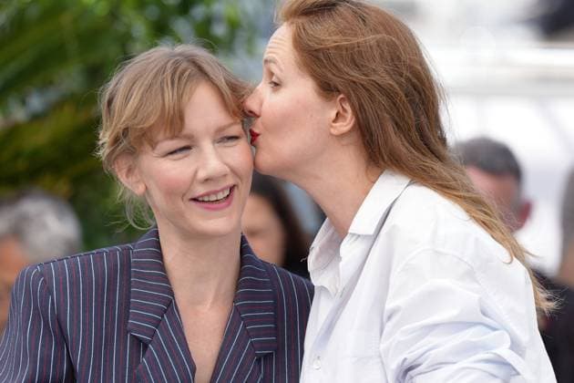 Bilder des Jahres 2023, Entertainment 05 Mai Entertainment Themen der Woche KW21 Entertainment Bilder des Tages Internationale Filmfestspiele von Cannes, Anatomy of a Fall - Anatomie d une chute Photocall Sandra Hüller - Justine Triet CELEBRITES : 76 eme festival de Cannes - Photocall du film Â« Anatomie d une Chute (Anatomy Of A Fall) Â» - Cannes - 22 05 2023 NorbertScanella Panoramic 