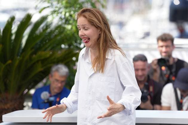 Internationale Filmfestspiele von Cannes, Anatomy of a Fall - Anatomie d une chute Photocall Justine Triet CELEBRITES : 76 eme festival de Cannes - Photocall du film Â« Anatomie d une Chute (Anatomy Of A Fall) Â» - Cannes - 22 05 2023 NorbertScanella Panoramic 