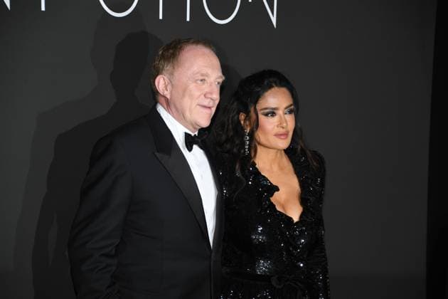 Francois Henri Pinault and Salma Hayek - 2023 Kering Women in Motion Award during the 76th annual Cannes film festival in Cannes, France. CELEBRITES : 76eme festival international de Cannes - Tapis rouge - Cannes - 21 05 2023 LionelUrman Panoramic 
