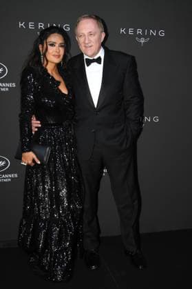 Francois Henri Pinault and Salma Hayek - 2023 Kering Women in Motion Award during the 76th annual Cannes film festival in Cannes, France. CELEBRITES : 76eme festival international de Cannes - Tapis rouge - Cannes - 21 05 2023 LionelUrman Panoramic 
