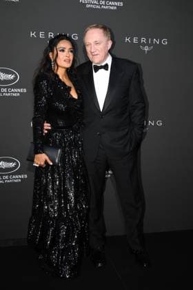 Francois Henri Pinault and Salma Hayek - 2023 Kering Women in Motion Award during the 76th annual Cannes film festival in Cannes, France. CELEBRITES : 76eme festival international de Cannes - Tapis rouge - Cannes - 21 05 2023 LionelUrman Panoramic 