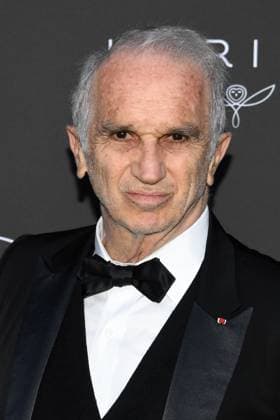 Alain Terzian - 2023 Kering Women in Motion Award during the 76th annual Cannes film festival in Cannes, France. CELEBRITES : 76eme festival international de Cannes - Tapis rouge - Cannes - 21 05 2023 LionelUrman Panoramic 