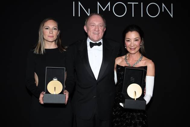 Carmen Jacquier, Francois Henri Pinault and Michelle Yeoh - Carmen Jacquier and Michelle Yeoh won the 2023 Kering Women in Motion Award during the 76th annual Cannes film festival in Cannes, France. CELEBRITES : 76eme festival international de Cannes - Tapis rouge - Cannes - 21 05 2023 LionelUrman Panoramic 