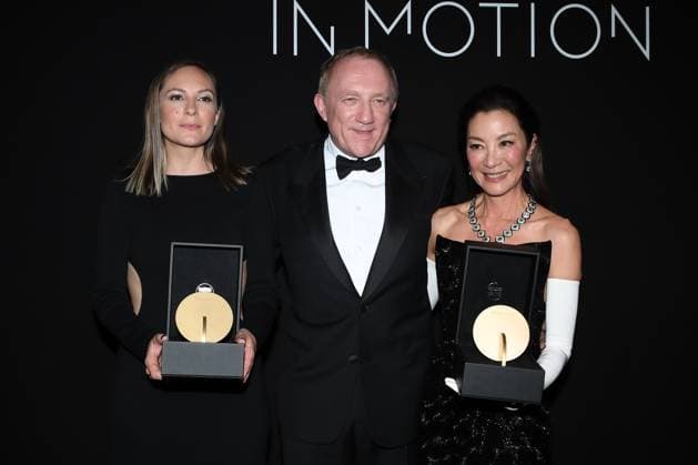 Carmen Jacquier, Francois Henri Pinault and Michelle Yeoh - Carmen Jacquier and Michelle Yeoh won the 2023 Kering Women in Motion Award during the 76th annual Cannes film festival in Cannes, France. CELEBRITES : 76eme festival international de Cannes - Tapis rouge - Cannes - 21 05 2023 LionelUrman Panoramic 