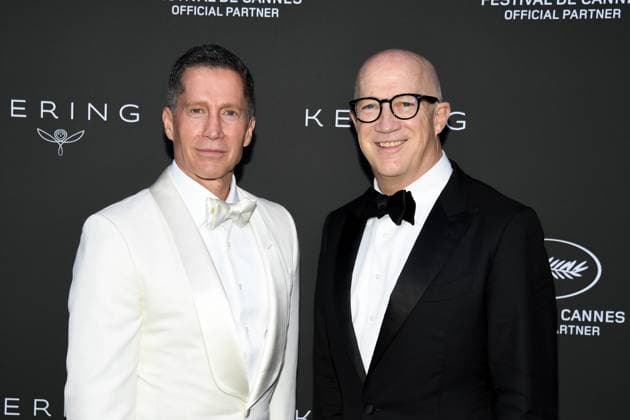 Bruce Bozzi and Bryan Lourd - 2023 Kering Women in Motion Award during the 76th annual Cannes film festival in Cannes, France. CELEBRITES : 76eme festival international de Cannes - Tapis rouge - Cannes - 21 05 2023 LionelUrman Panoramic 