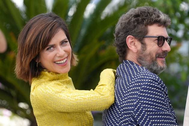 Maria Leon - Manolo Solo CELEBRITES : 76 eme festival de Cannes - Photocall du film Â« Cerrar Los Ojos (Close Your Eyes) Â» - Cannes - 22 05 2023 NorbertScanella Panoramic 