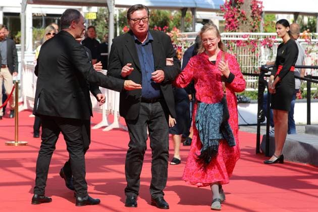 May 22, 2023, Cannes, Cote d Azur, France: Director AKI KAURISMo¦KI attends the screening of Fallen Leaves during the 76th Annual Cannes Film Festival at Palais des Festivals on May 22, 2023 in Cannes, France Cannes France - ZUMAc179 20230522_zep_c179_115 Copyright: xMickaelxChavetx