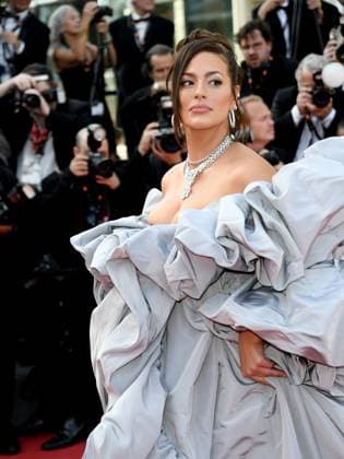 76th Cannes Film Festival 2023, evening 7 - Red Carpet film Club Zero . In the photo Ashley Graham  Copyright: xAlbertoxTerenghix xipa-agency.nex xPoolxPhotoxEventsx01x IPA_IPA38131202
