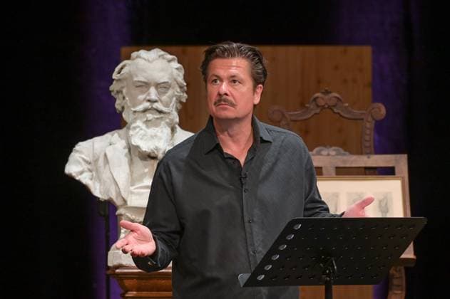Concert and reading Brahms and the folk music , with the artists opera singer Raphael Fingerlos, actor Michael Dangl and pianist Sascha El Mouissi at the St