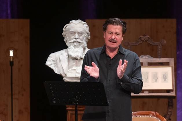 Concert and reading Brahms and the folk music , with the artists opera singer Raphael Fingerlos, actor Michael Dangl and pianist Sascha El Mouissi at the St