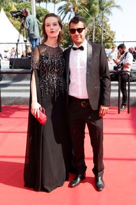 Clara De Pin with company at the premiere of the feature film Kuolleet lehdet Fallen Leaves at the Festival de Cannes 2023 76 Cannes International Film Festival at the Palais des Festivals Cannes, 22 05 2023. Foto:xD.xBedrosianx xFuturexImage
