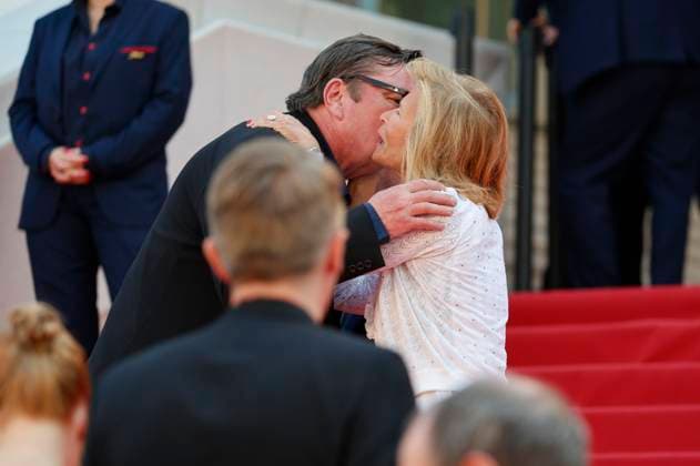 Aki Kaurismäki and Iris Knobloch at the premiere of the feature film Kuolleet lehdet Fallen Leaves at the Festival de Cannes 2023 76 Cannes International Film Festival at the Palais des Festivals Cannes, 22 05 2023. Foto:xD.xBedrosianx xFuturexImage