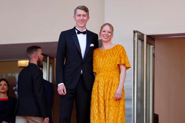 Jussi Vatanen and Alma Pöysti at the premiere of the feature film Kuolleet lehdet Fallen Leaves at the Festival de Cannes 2023 76 Cannes International Film Festival at the Palais des Festivals Cannes, 22 05 2023. Foto:xD.xBedrosianx xFuturexImage