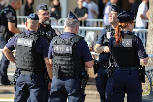 May 22, 2023, Cannes, Cote d Azur, France: Police agents attend the screening of Club Zero during the 76th Annual Cannes Film Festival at Palais des Festivals on May 22, 2023 in Cannes, France Cannes France - ZUMAc179 20230522_zep_c179_146 Copyright: xMickaelxChavetx
