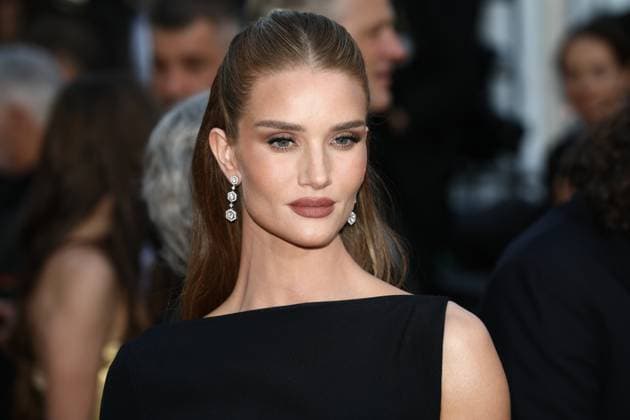 Entertainment Bilder des Tages May 22, 2023, Cannes, Cote d Azur, France: ROSIE HUNTINGTON-WHITELEY attends the screening of Club Zero during the 76th Annual Cannes Film Festival at Palais des Festivals on May 22, 2023 in Cannes, France Cannes France - ZUMAc179 20230522_zep_c179_200 Copyright: xMickaelxChavetx