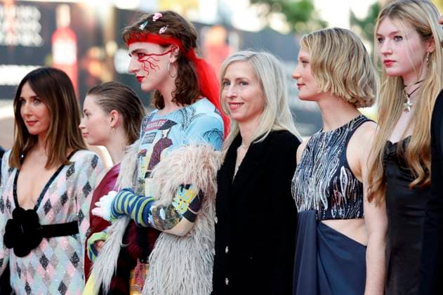 Elsa Zylberstein, Ksenia Devriendt, Luke Baker, Jessica Hausner, Mia Wasikoska and Florence Baker at the premiere of the feature film Club Zero at the Festival de Cannes 2023 76 Cannes International Film Festival at the Palais des Festivals Cannes, 22 05 2023. Foto:xD.xBedrosianx xFuturexImage