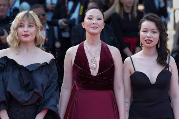 Roxane Bret - Linh-Dan Pham - Pauline Nuez CELEBRITES : 76 eme festival de Cannes - Red Carpet du film Â« Club Zero Â» - Cannes - 22 05 2023 NorbertScanella Panoramic 