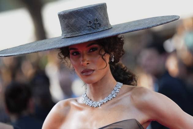 Cindy Bruna CELEBRITES : 76 eme festival de Cannes - Red Carpet du film Â« Club Zero Â» - Cannes - 22 05 2023 NorbertScanella Panoramic 