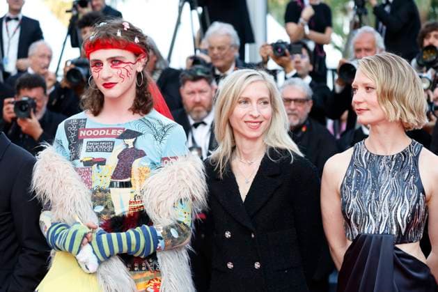 May 22, 2023: Luke Barker, Jessica Hausner and Mia Wasikowska attend the Club Zero premiere during the 76th Cannes Film Festival at Palais des Festivals in Cannes, France, on 22 May 2023. Photo: - ZUMAm179 20230522_zep_m179_044 Copyright: xAlecxMichaelx