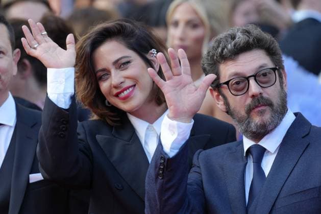 Manolo Solo - Maria Leon CELEBRITES : 76 eme festival de Cannes - Red Carpet du film Â« Club Zero Â» - Cannes - 22 05 2023 NorbertScanella Panoramic 