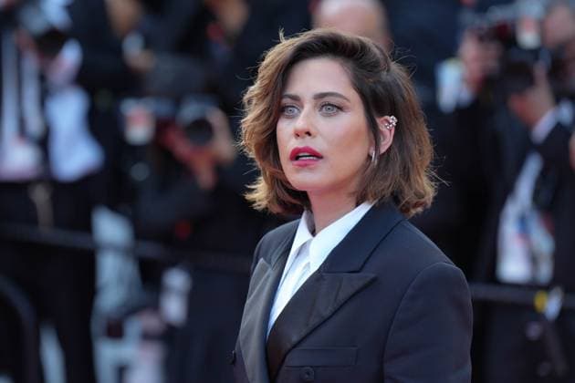 Maria Leon CELEBRITES : 76 eme festival de Cannes - Red Carpet du film Â« Club Zero Â» - Cannes - 22 05 2023 NorbertScanella Panoramic 