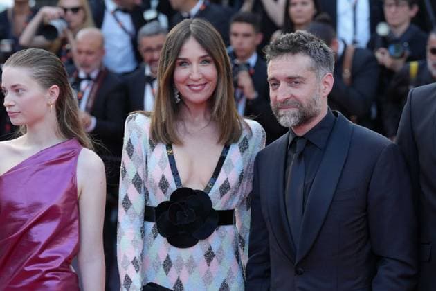 Elsa Zylberstein CELEBRITES : 76 eme festival de Cannes - Red Carpet du film Â« Club Zero Â» - Cannes - 22 05 2023 NorbertScanella Panoramic 