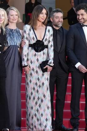Elsa Zylberstein CELEBRITES : 76 eme festival de Cannes - Red Carpet du film Â« Club Zero Â» - Cannes - 22 05 2023 NorbertScanella Panoramic 