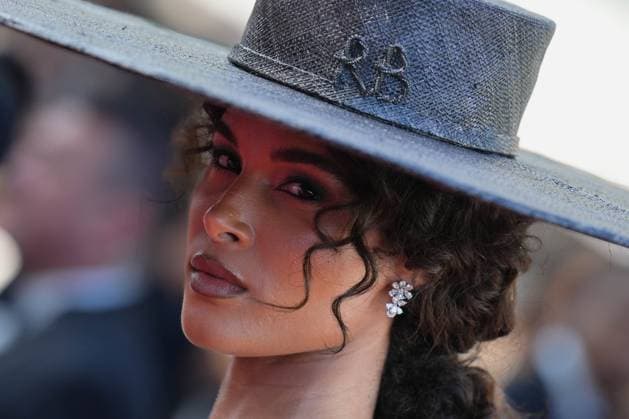 Cindy Bruna CELEBRITES : 76 eme festival de Cannes - Red Carpet du film Â« Club Zero Â» - Cannes - 22 05 2023 NorbertScanella Panoramic 