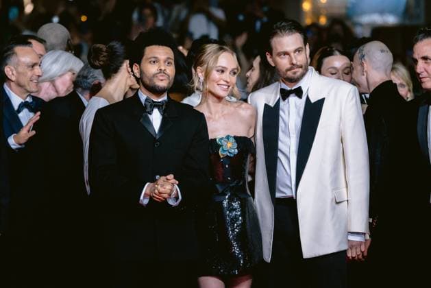 76eme Festival International du Film de Cannes. Montee des marches de The Idol. 76th International Cannes Film Festival. red Carpet of The Idol. 292423 2023-05-22 Alpes-Maritimes Cannes France Tesfaye, Abel ( The Weeknd ); Depp-Paradis, Lily Rose; Levinson, Sam  Copyright: xTerencexBaelenx STAR_292423_016