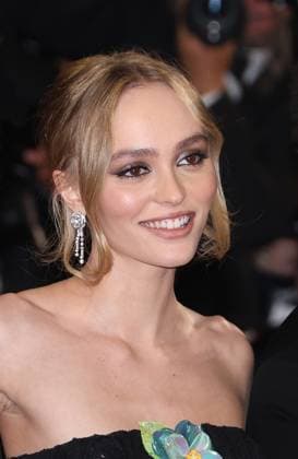 May 23, 2023, CANNES, FRANCE: Lily Rose Depp attends the The Idol red carpet during the 76th annual Cannes film festival at Palais des Festivals on May 22, 2023 in Cannes, France. CANNES FRANCE - ZUMAs181 20230523_zea_s181_002 Copyright: xDGPx