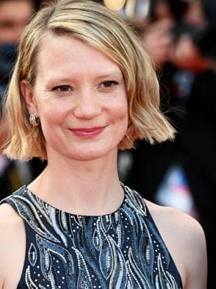 76th Cannes Film Festival 2023, evening 7 - Red Carpet film Club Zero . In the photo Mia Wasikowska  Copyright: xManuelexMangiarottix xipa-agencyx xPoolxPhotoxEventsx01x IPA_IPA38140272