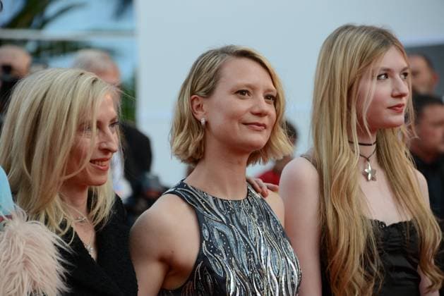 May 22, 2023, CANNES, France: CANNES, FRANCE - MAY 22: Florence Baker, Mia Wasikowska and director Jessica Hausner attend the Club Zero red carpet during the 76th annual Cannes film festival at Palais des Festivals on May 22, 2023 in Cannes, France. CANNES France - ZUMAi09_ 20230522_zaf_i09_057 Copyright: xFrederickxInjimbertx