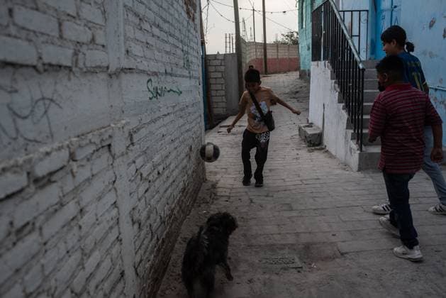 May 22, 2023: More than 40 towns in Mexico are in an emergency due to the intense volcanic activity of the Popocatepetl volcano. In the town of Atlixco there is a large amount of volcanic ash that has covered the city. - ZUMAqp1_ 20230522_zip_qp1_005 Copyright: xHectorxAdolfoxQuintanarxPerezx