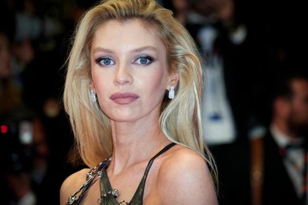 The Idol Red Carpet - The 76th Annual Cannes Film Festival Belgian model Stella Maxwell attends The Idol Premiere Afterparty at the 76th annual Cannes film festival at Palm Beach on May 22, 2023 in Cannes, France. Cannes France  Copyright: xDanielexCifalÃ x originalFilename: cifala-notitle230523_npXDV.jpg