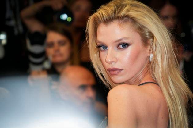 The Idol Red Carpet - The 76th Annual Cannes Film Festival Belgian model Stella Maxwell attends The Idol Premiere Afterparty at the 76th annual Cannes film festival at Palm Beach on May 22, 2023 in Cannes, France. Cannes France  Copyright: xDanielexCifalÃ x originalFilename: cifala-notitle230523_npPw7.jpg