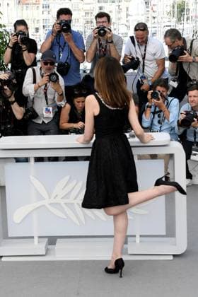 76th Cannes Film Festival 2023, Photocall film Club zero. Pictured: Elsa Zylberstein  Copyright: xAlbertoxTerenghi PoolxPhotoxEvenx xPoolxPhotoxEventsx01x IPA_IPA38150852