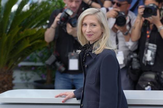 Jessica Hausner CELEBRITES : 76 eme festival de Cannes - Photocall du film Â« Club Zero Â» - Cannes - 23 05 2023 NorbertScanella Panoramic 