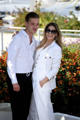 76th Cannes Film Festival 2023, Photocall film Le Theoreme De Marguerite. Pictured: Idir Azougli, Clotilde Courau  Copyright: xAlbertoxTerenghi PoolxPhotoxEvenx xPoolxPhotoxEventsx01x IPA_IPA38151851