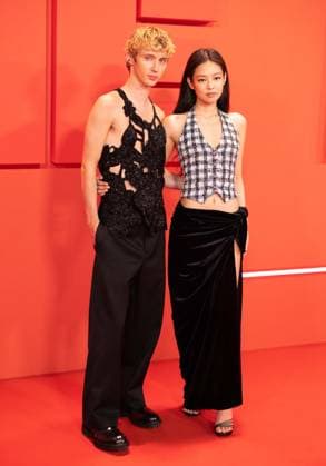 HBO Original Series The Idol Premiere Afterparty at Cannes Film Festival. Featuring: Troye Sivan and Jennie Where: Cannes, Alpes-Maritimes, France When: 22 May 2023 Credit: Robert Smith INSTARimages Copyright: xRobertxSmithx 52749985 EDITORIAL USE ONLY. NOT FOR USE BY NEWSPAPERS BASED IN THE UK.
