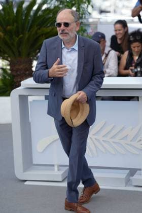 Jean-Pierre Darroussin CELEBRITES : 76 eme festival de Cannes - Photocall du film Â« Le Theoreme De Marguerite (Marguerite s Theorem) Â» - Cannes - 23 05 2023 NorbertScanella Panoramic 