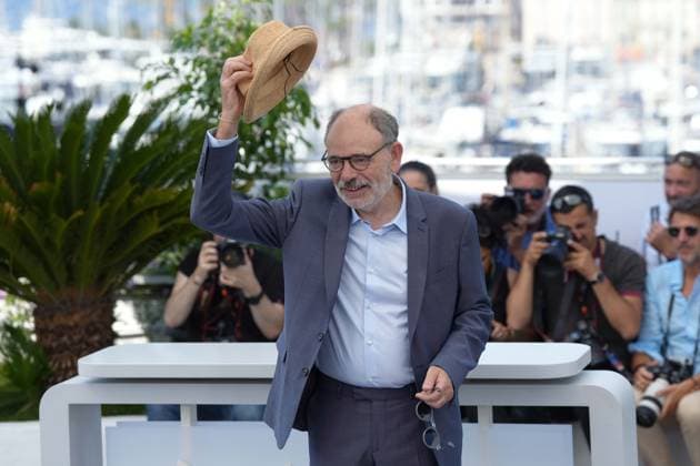 Jean-Pierre Darroussin CELEBRITES : 76 eme festival de Cannes - Photocall du film Â« Le Theoreme De Marguerite (Marguerite s Theorem) Â» - Cannes - 23 05 2023 NorbertScanella Panoramic 