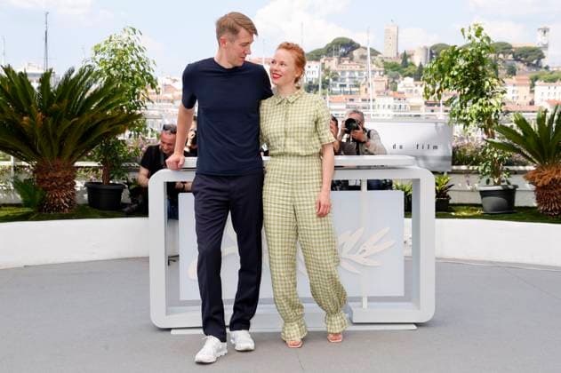 Jussi Vatanen and Alma Pöysti at the photocall for the feature film Kuolleet lehdet Fallen Leaves at the Festival de Cannes 2023 76 Cannes International Film Festival at the Palais des Festivals Cannes, 23 05 2023 Foto:xD.xBedrosianx xFuturexImage